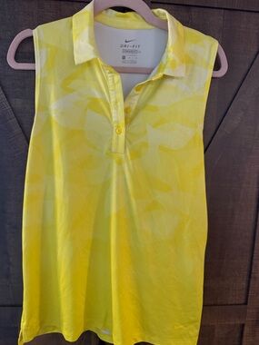 Nike Womens Top Size Medium Dri-Fit Fairway Golf Polo Tennis Floral Activewear